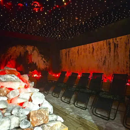 Hamilton & Wellness Hotel