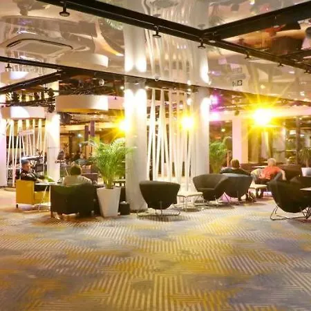 Hamilton & Wellness 5* 斯维诺乌伊希切