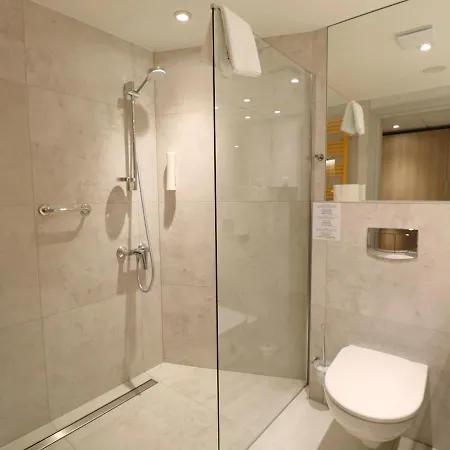 Hamilton & Wellness Ξενοδοχείο 5*