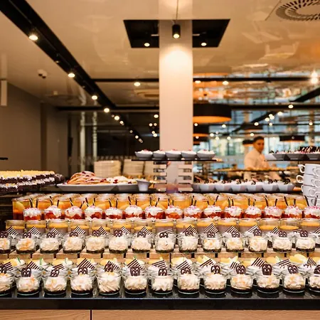 Hamilton & Wellness Hotel 5*