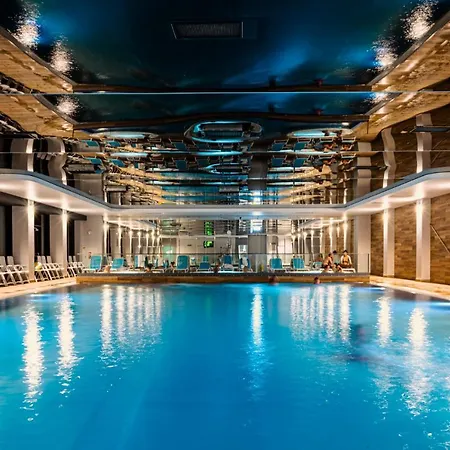 Ξενοδοχείο Hamilton & Wellness 5*