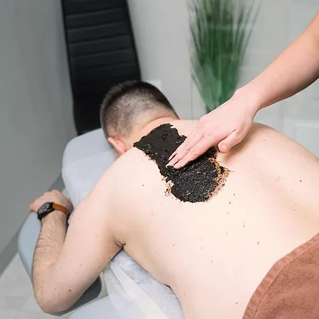 Hamilton & Wellness فندق 5*