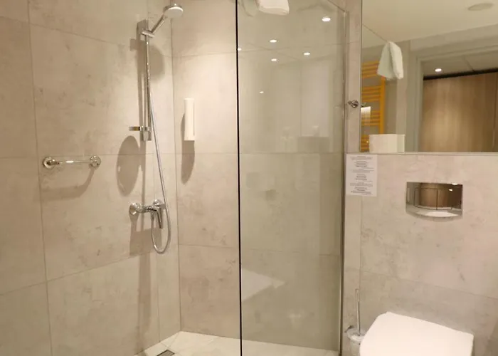 Hamilton & Wellness Otel 5*