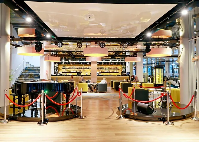 Hamilton & Wellness 5*